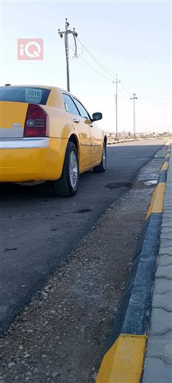 کرایسلەر 300